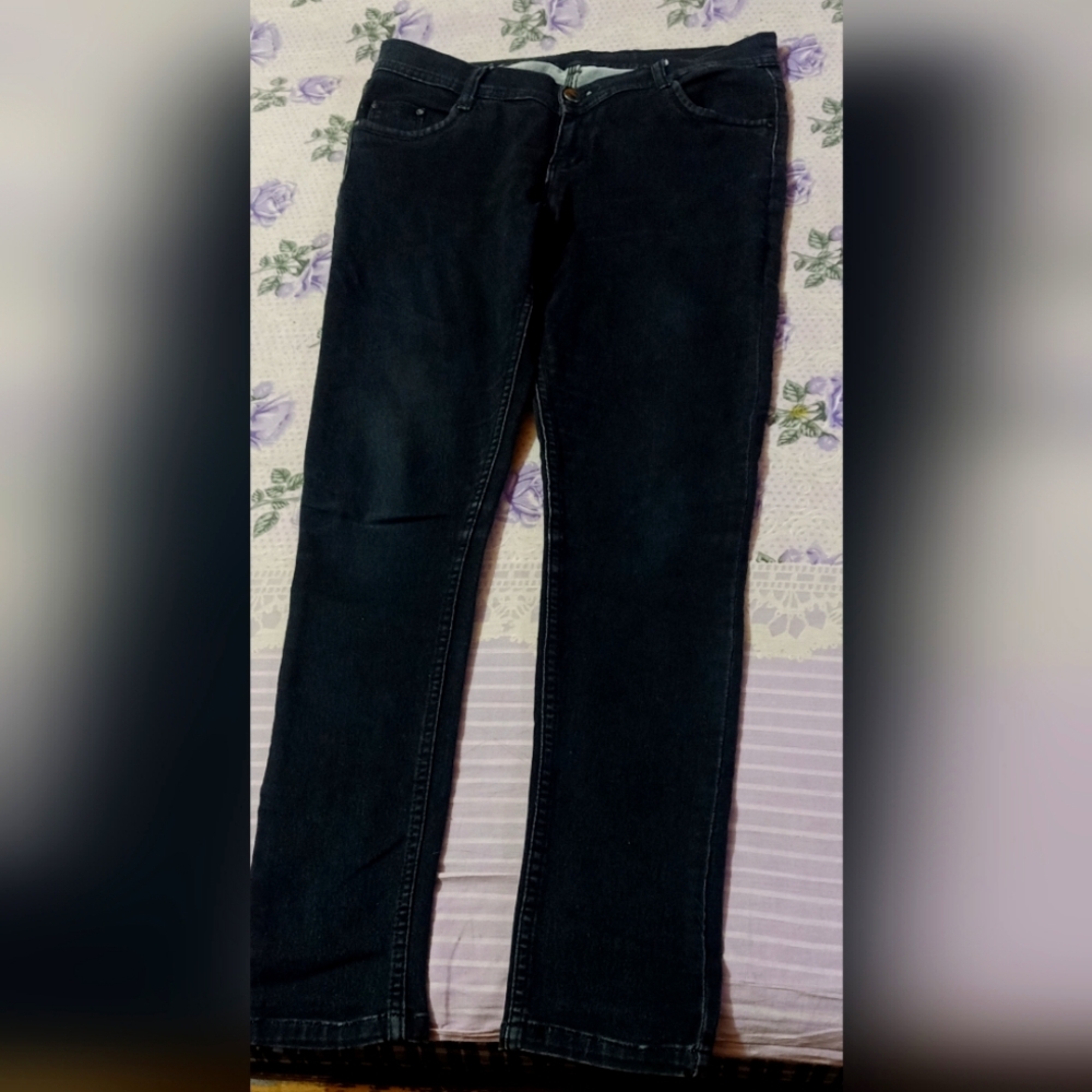 Black Jeans